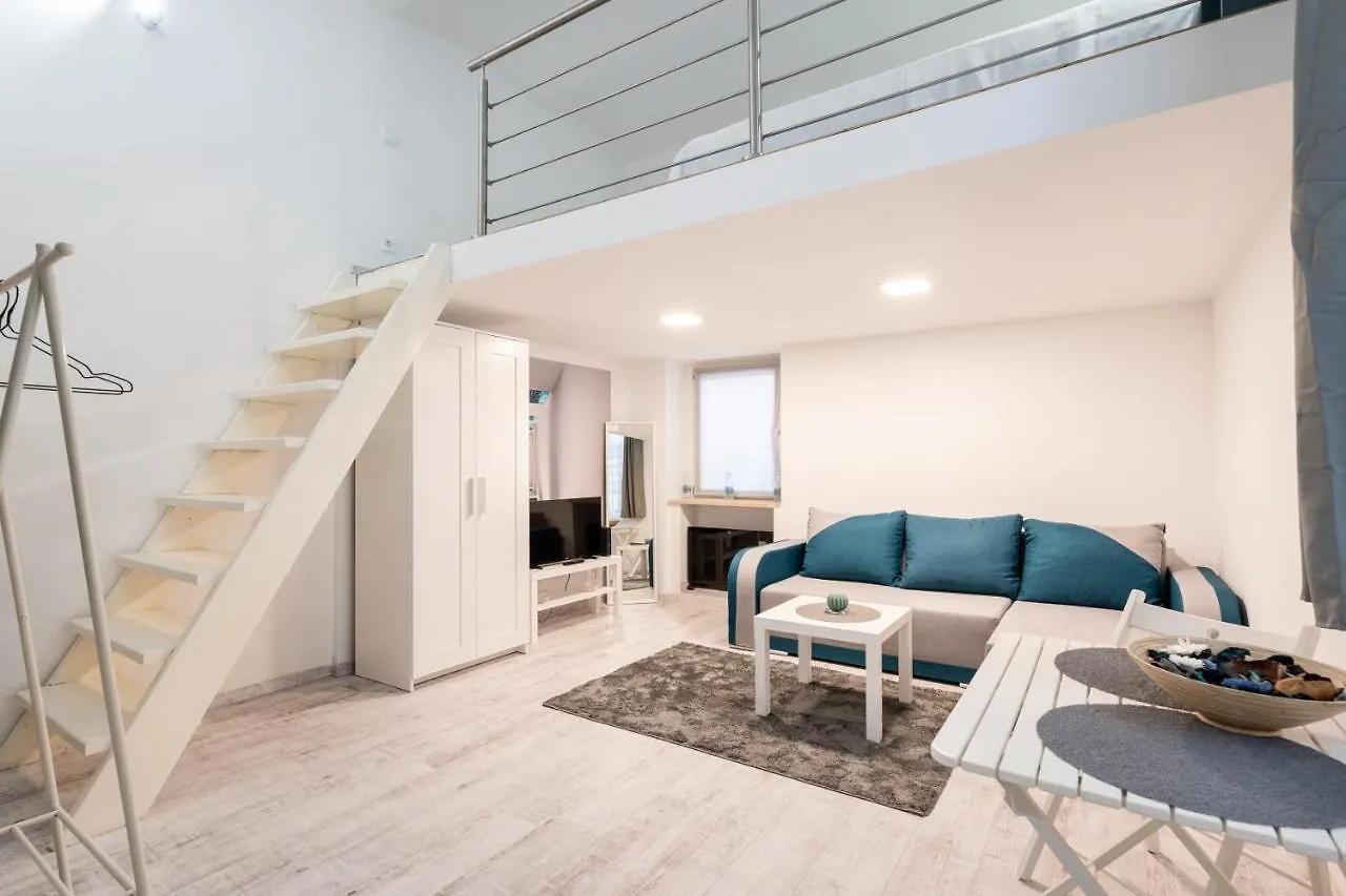 Artistic Home Apartment Budapest