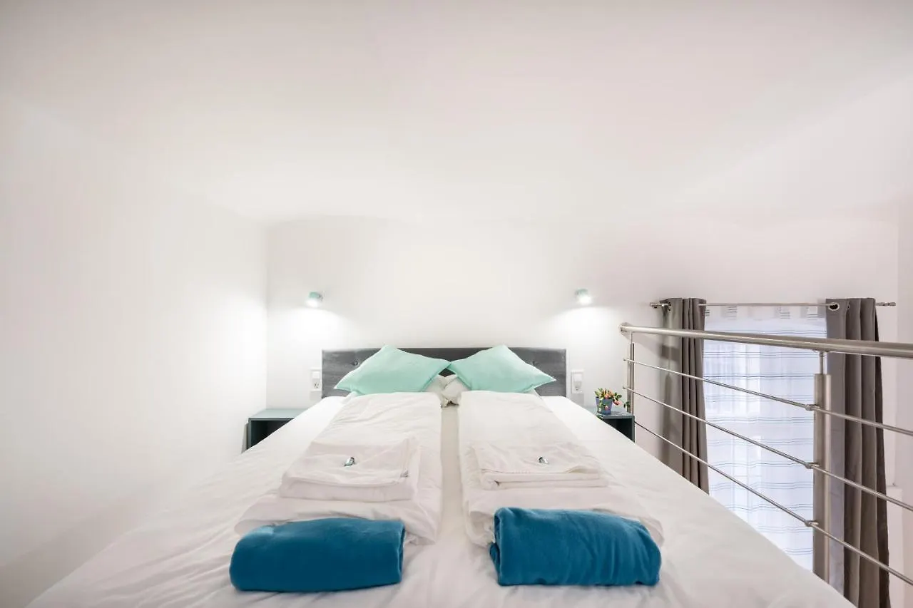 Artistic Home Apartment Budapest Hungary