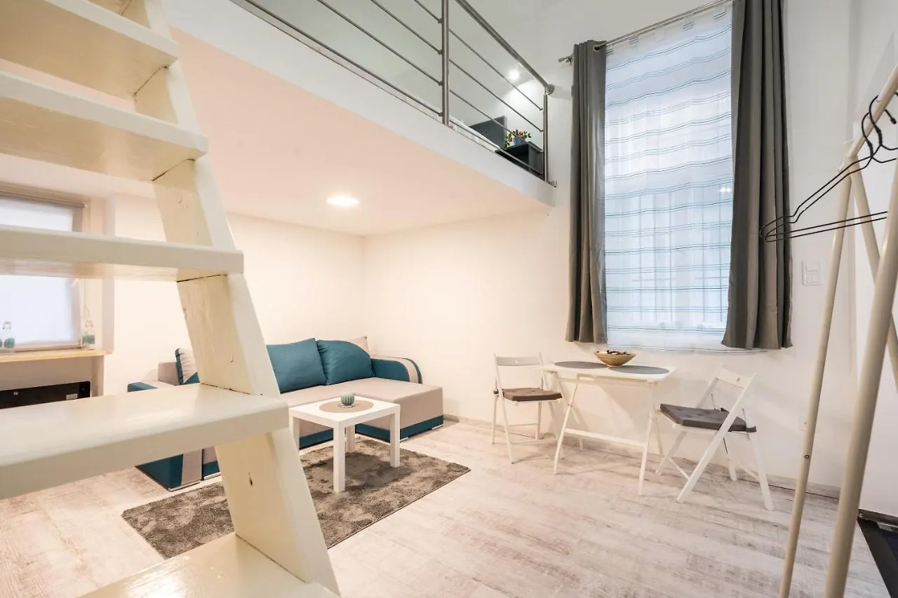 Artistic Home Apartment Budapest