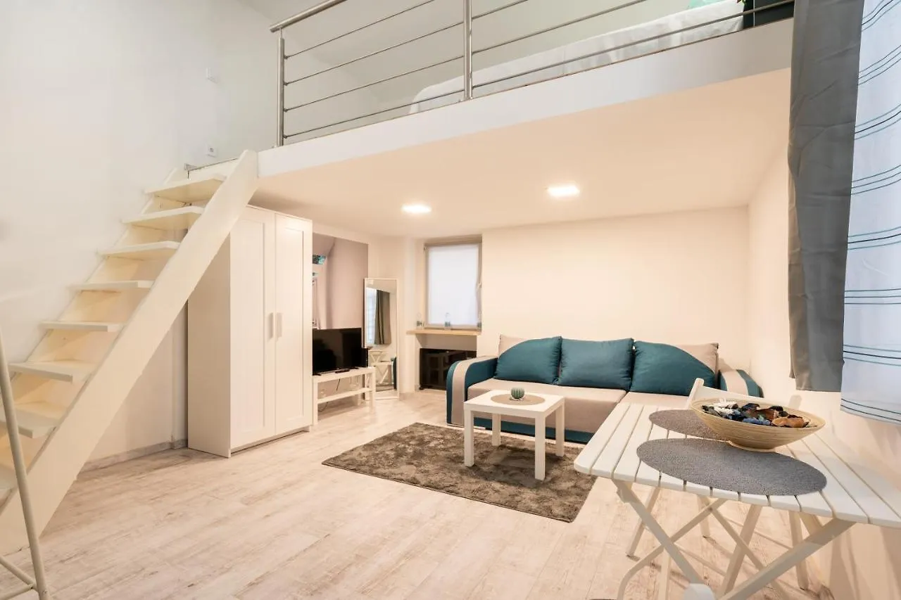Artistic Home Apartment Budapest Hungary