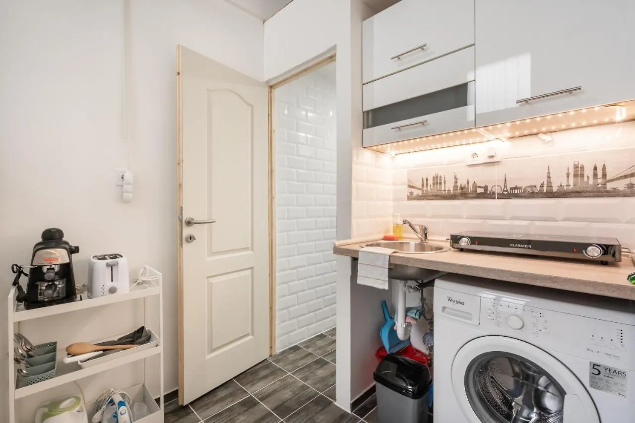 Artistic Home Apartment Budapest Hungary